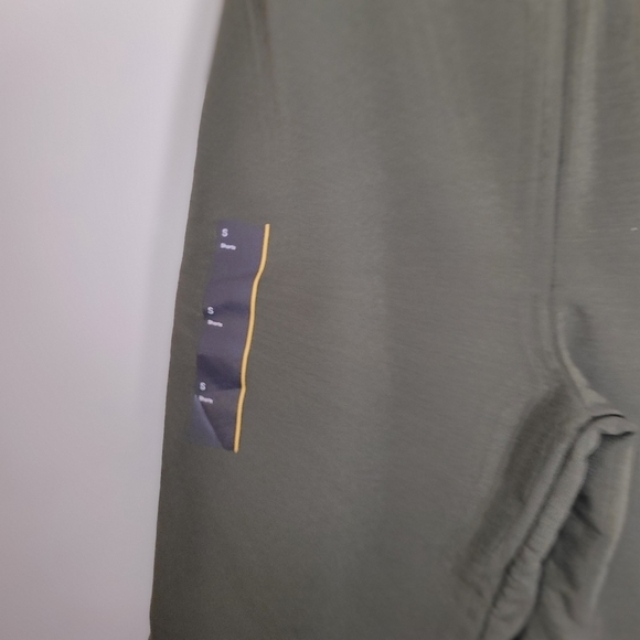 ALL IN MOTION‎ Olive Green Shorts Pockets Drawstring | Women's small - Picture 3 of 11
